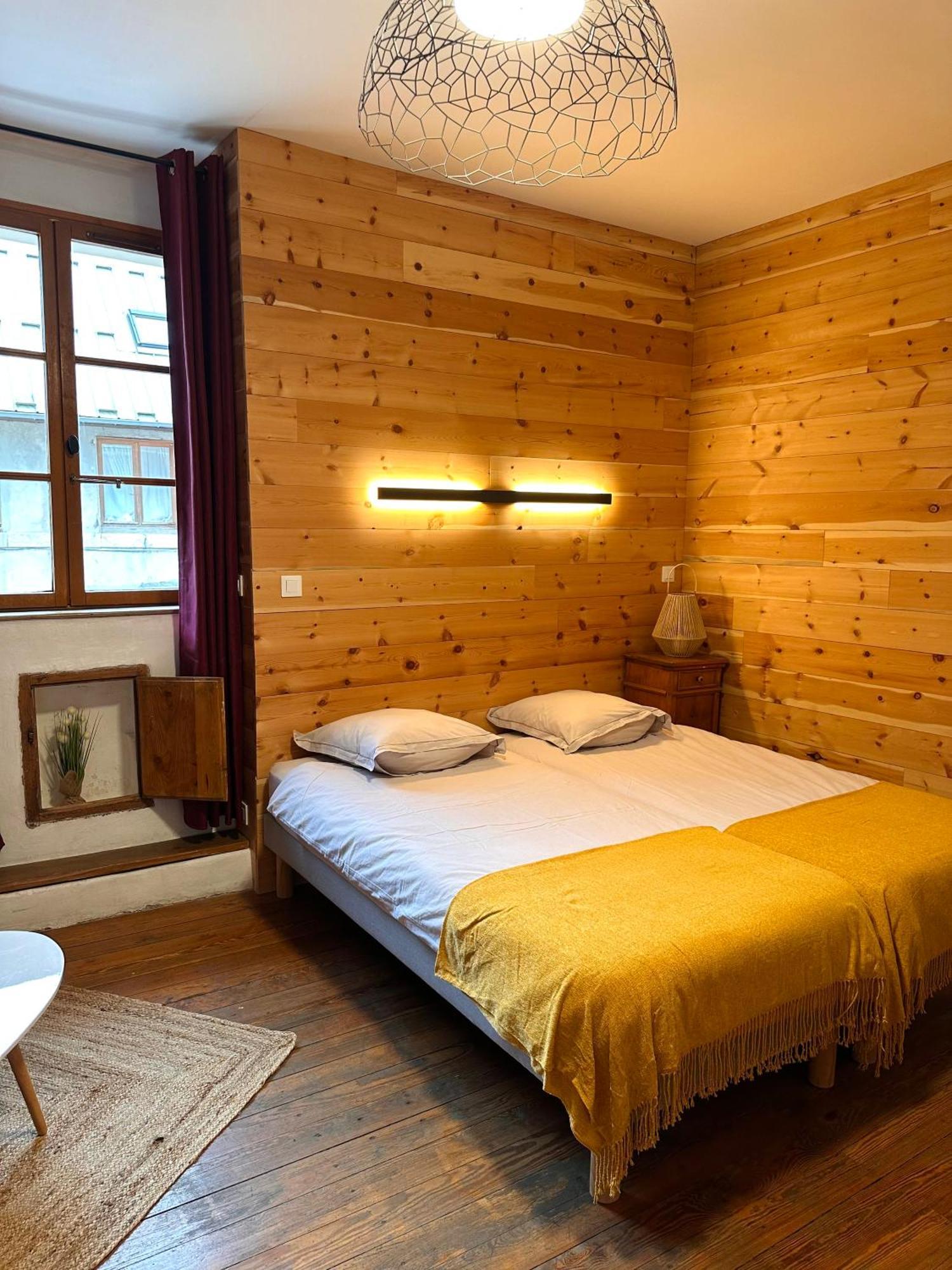 مونت دوفين Auberge Le Glacier Bleu المظهر الخارجي الصورة